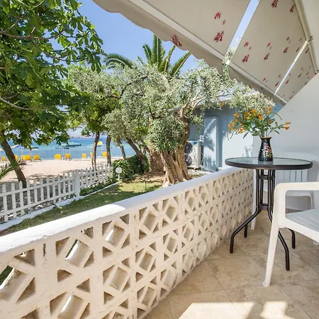 Astris Beach Apartment